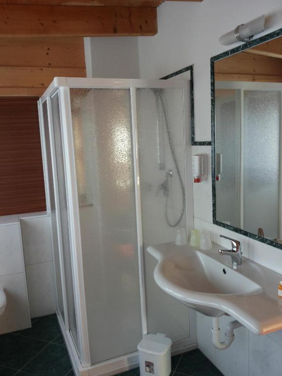 סן ולנטינו אלה מוטה Hotel Laerchenhain חדר תמונה